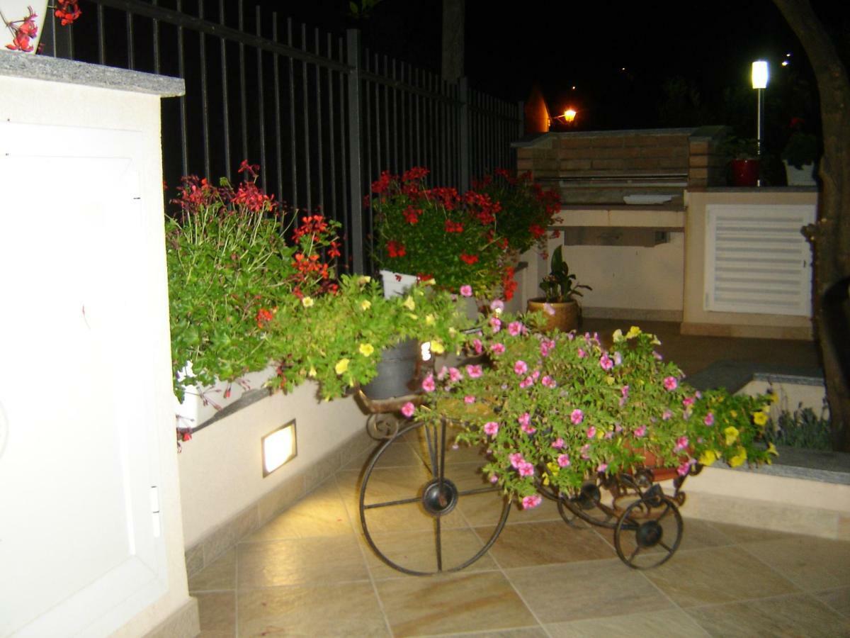 La Dolce Vita B&B Noli Exterior foto